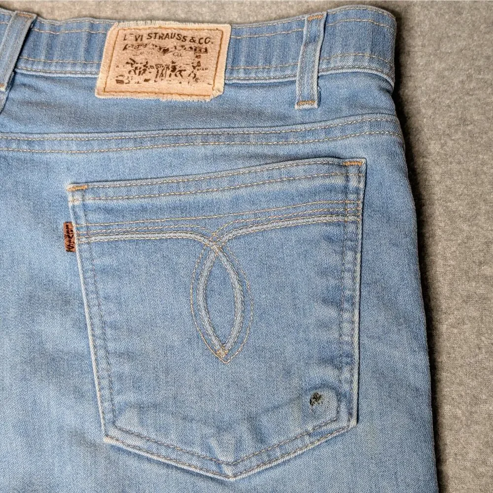 Vintage 90s Levi’s 415 Brown Tab Jeans Mens W38 L30 Light Wash Straight